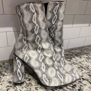 Fashion Nova Snakeskin Heeled Boots